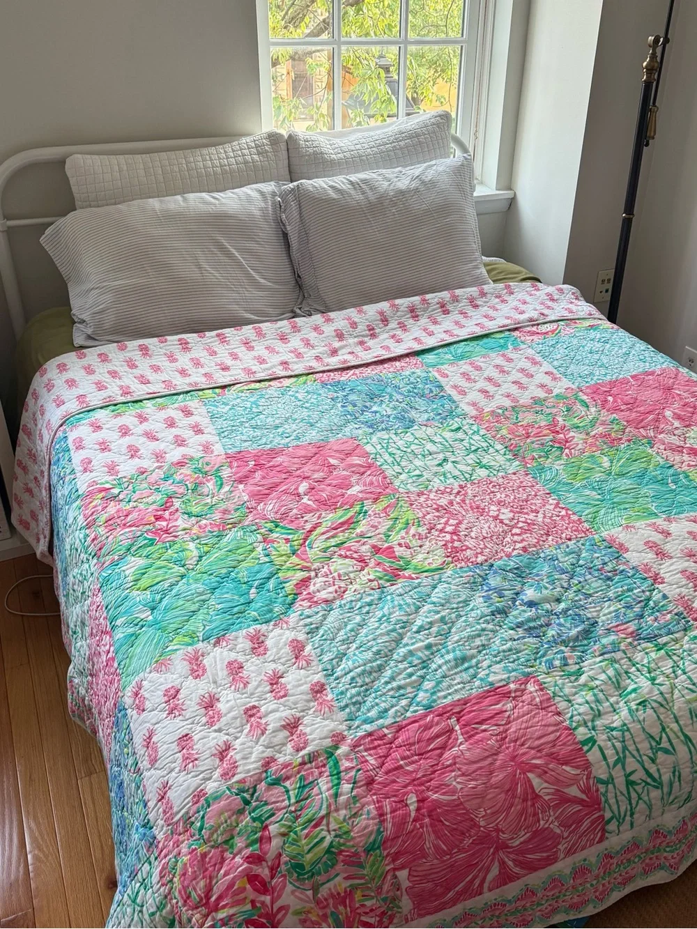 Lilly Pulitzer x Pottery Barn Patchwork Reversible Quilt - Queen
